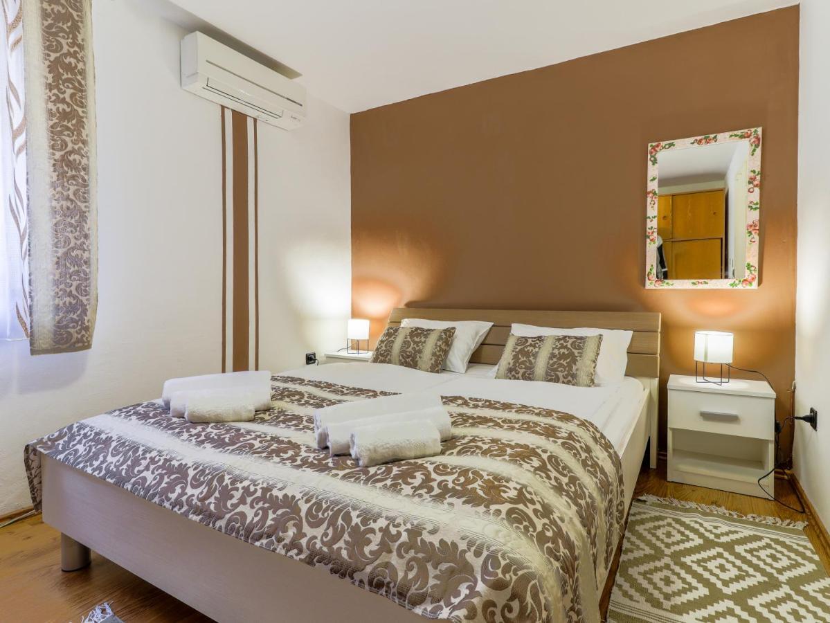 City Center 3 Bedroom Apartment ヴルサル エクステリア 写真