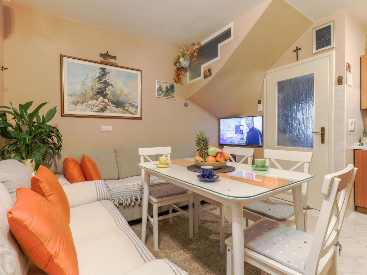 City Center 3 Bedroom Apartment ヴルサル エクステリア 写真